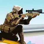 Një person me kapuç të bardhë dhe veshje kamuflazhi është ulur me pushkë snajperi mbi një ndërtesë, me pamje të ndërtesave në sfond