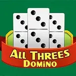 Në imazh shfaqet një grup dominosh të bardha me pika të zeza, të vendosura mbi një sfond të gjelbër, me një shirit të kuq që shkruan All Threes Domino