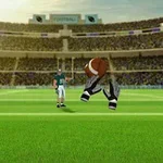 Një top futbolli amerikan duke u kapur në mes të një fushe të madhe me një lojtar të veshur me fanellë blu në sfond