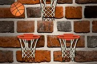 Score as many baskets as possible and improve your high score constantly!