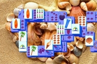 Combine 2 of the same free tiles to remove them Free tiles are highlighted