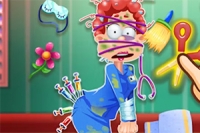 Play as a doctor and help some unlucky people in this funny game for all ages!
