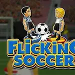Dy figura me uniforma futbolli qëndrojnë përballë një topi futbolli mbi stemën e titullit, me një fushë futbolli në sfond