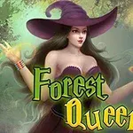 Një grua me kapelë magjistare e rrethuar nga shkurre dhe drita shumëngjyrëshe, me tekstin Forest Queen përpara