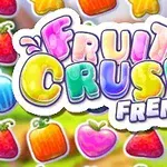 Shkrim shumëngjyrësh Fruit Crush Frenzy mbi një sfond me fruta të ndryshme si dredhëza dhe mollë