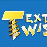 Logo me tekst ngjyrë të verdhë dhe blu që thotë Text Twist 2 në sfond blu