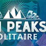 Logo grafik me malet stilizuar dhe karta me simbole të zemrave dhe shigjetave, me tekstin TRI PEAKS SOLITAIRE